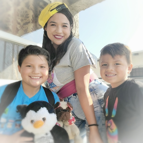 Meet your Posher, Jay's Boutique 💋 - Picture 7 of 10